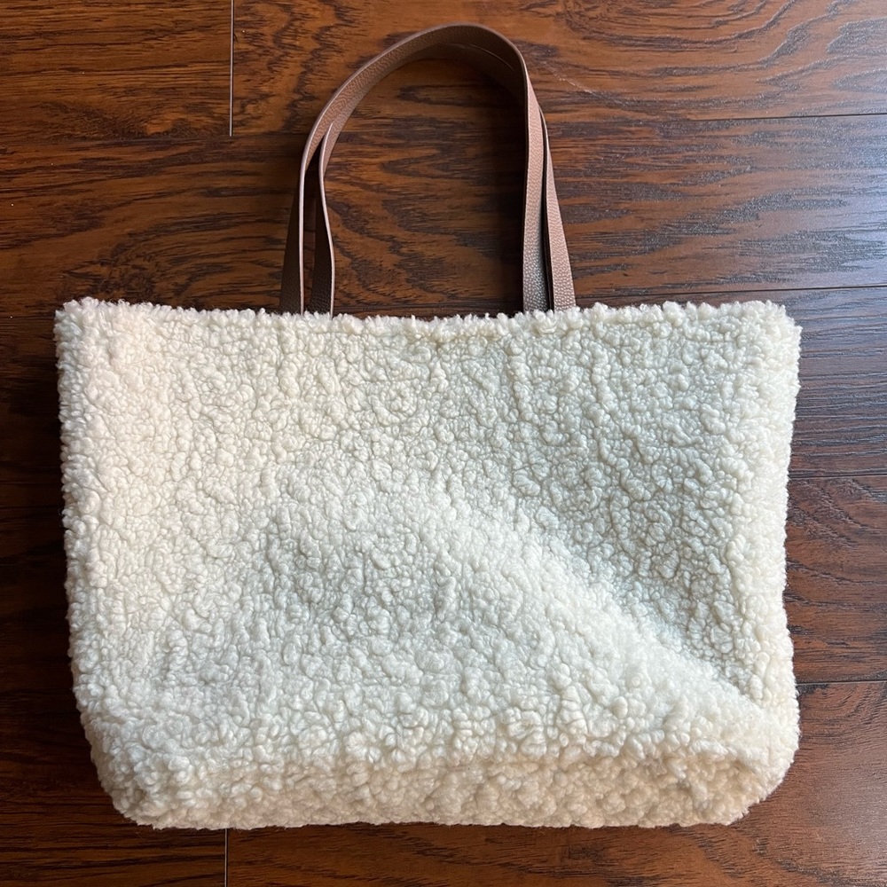 [Aspen Rise] Sherpa Reversible Tote - Picture 2 of 9